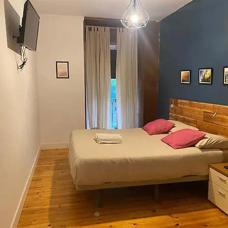 Quarto em Acomodações Particulares Kasa Legazpi Ht Lss00253 San Sebastián