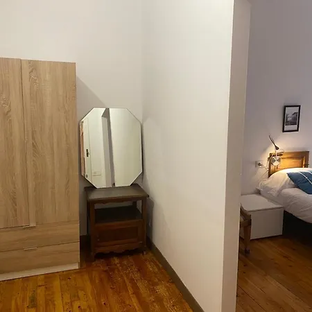 Quarto em Acomodações Particulares Kasa Legazpi Ht Lss00253